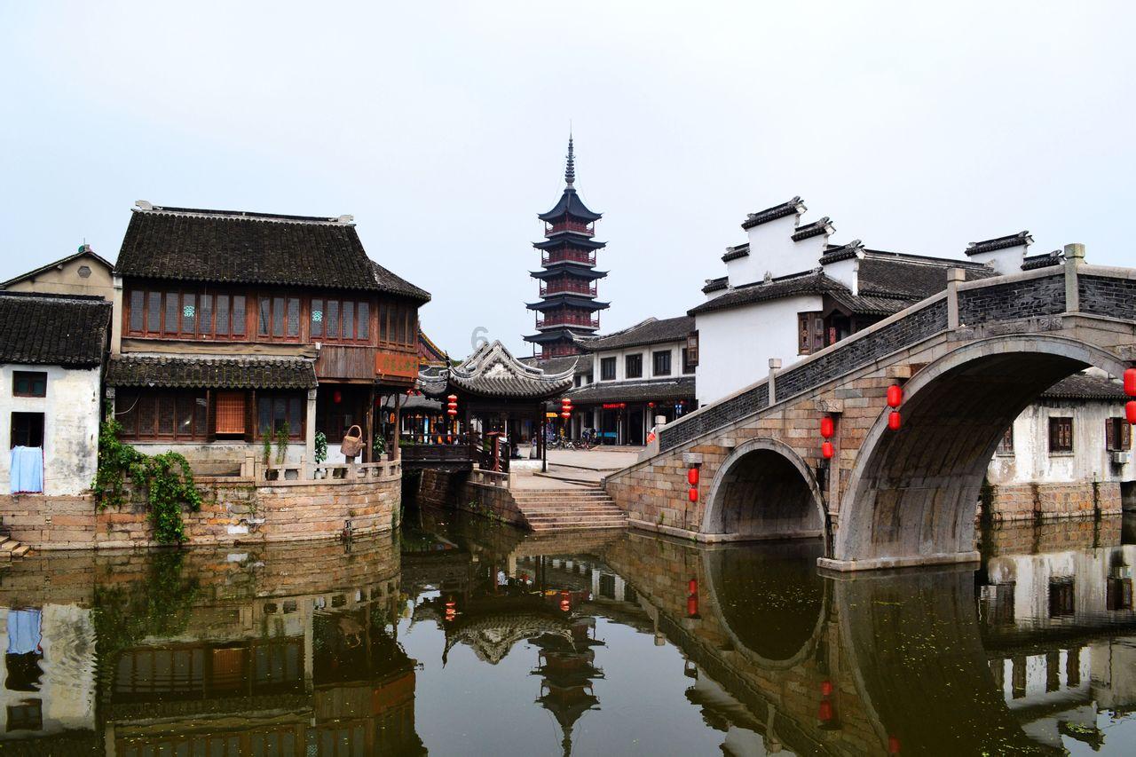 职场中,该怎么与不喜欢的同事相处?-有问必答平台